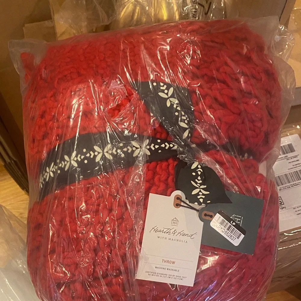 Hearth & Hand Red Chunky Knit Throw